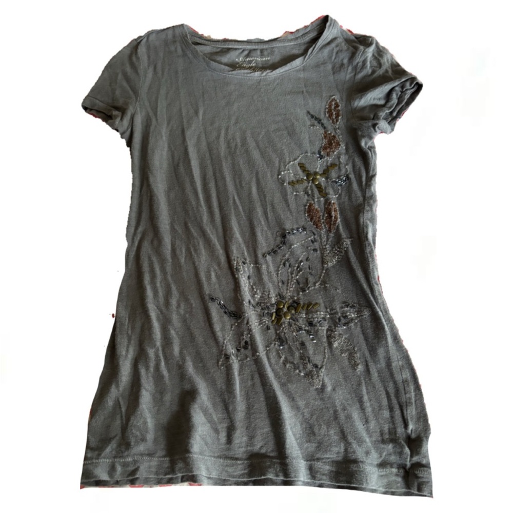 American Eagle Outfitters Gray Floral Short Sleeve Tee